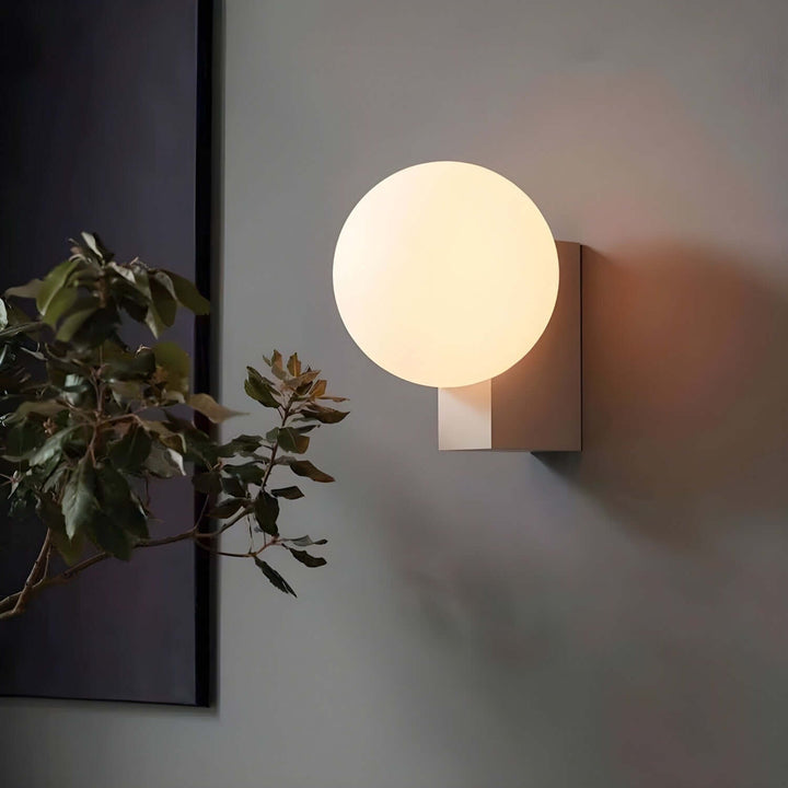 Mirevo Wall Lamp – Nordic Minimalist Creative Geometric Aisle
