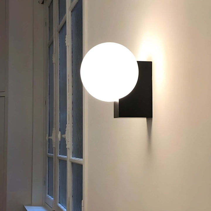 Mirevo Wall Lamp – Nordic Minimalist Creative Geometric Aisle