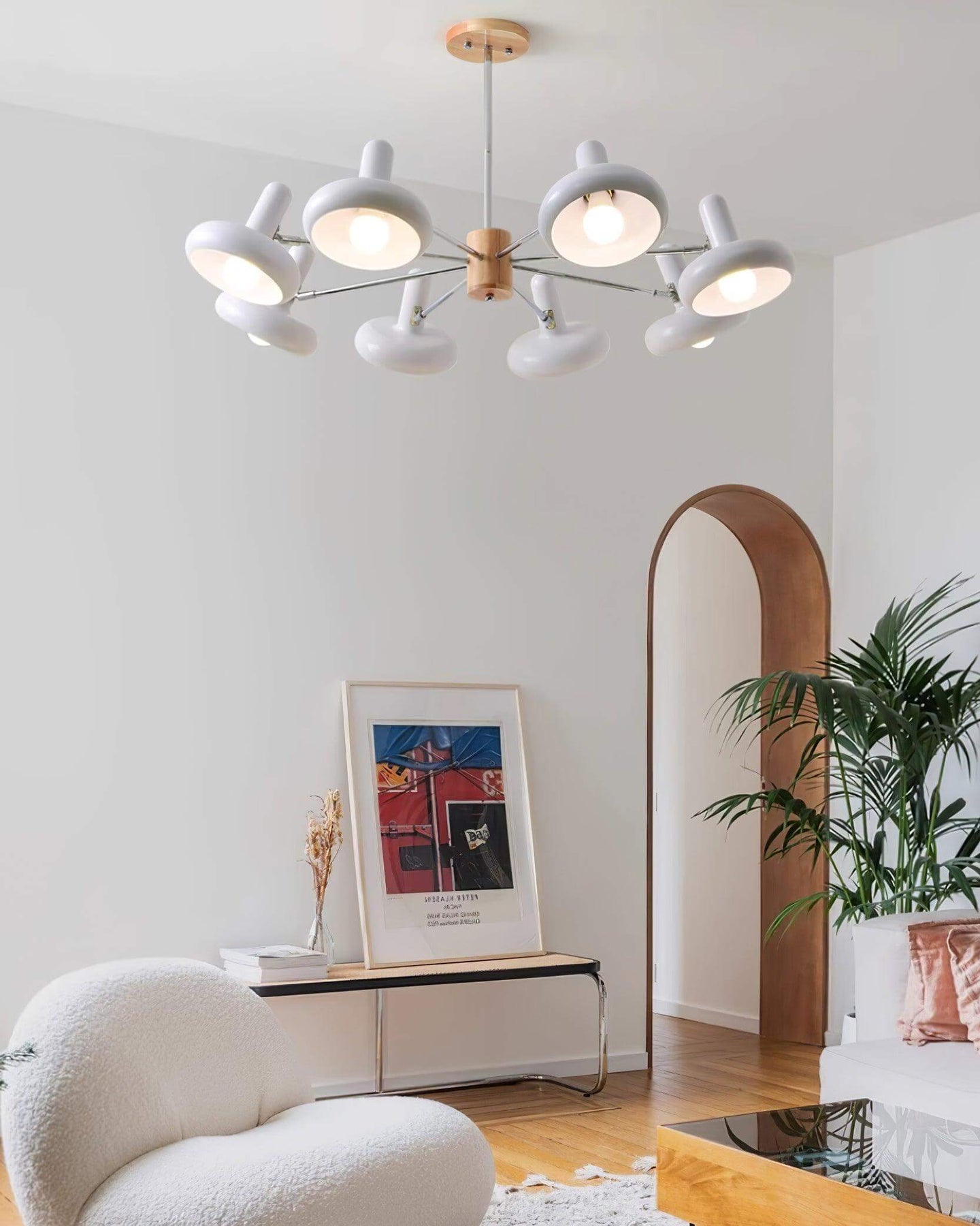 Mitzi Maddie Chandelier | Elegant White Trumpet Lampshades – Vinlighting