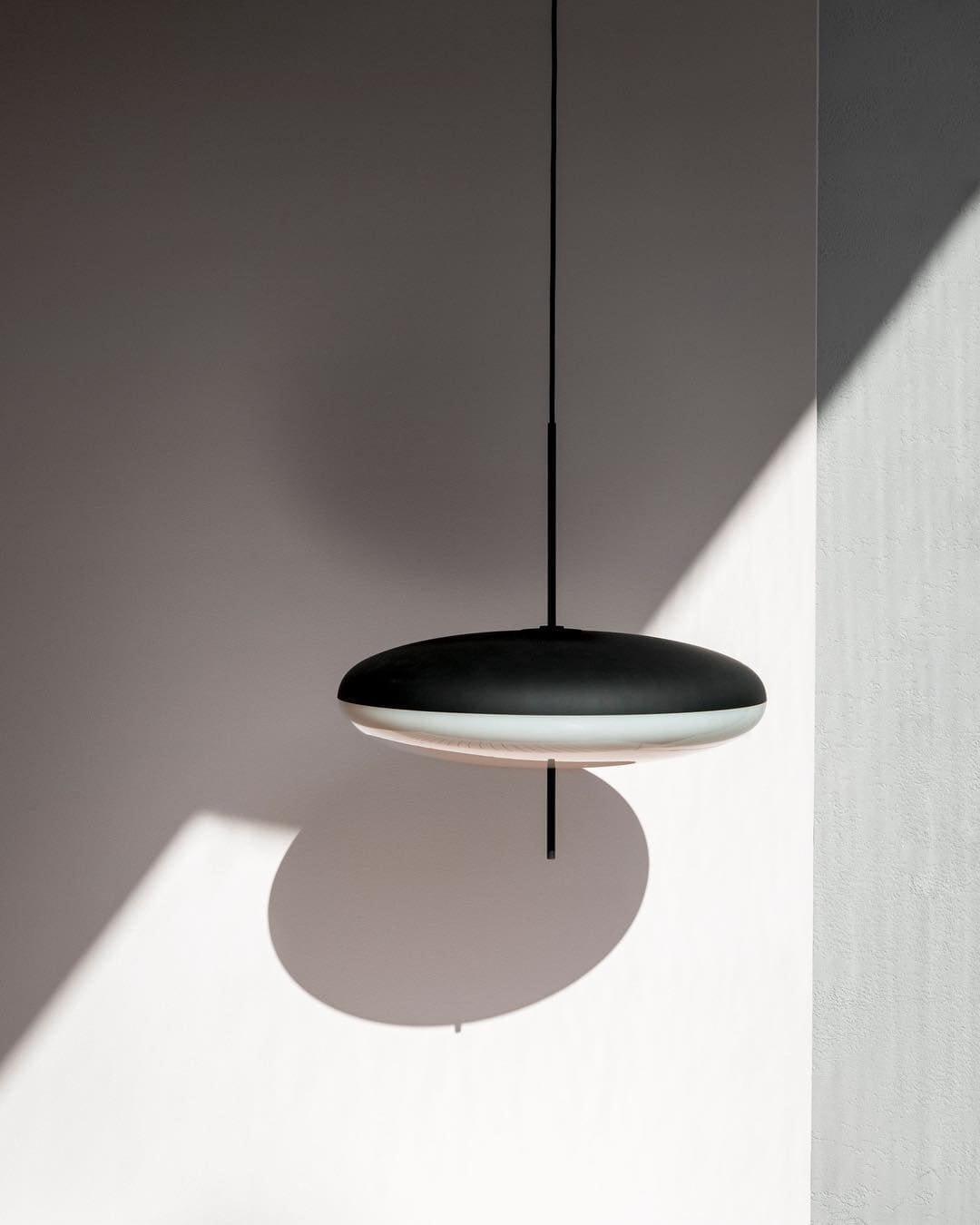 Model 2065 Pendant Lamp - Vinlighting