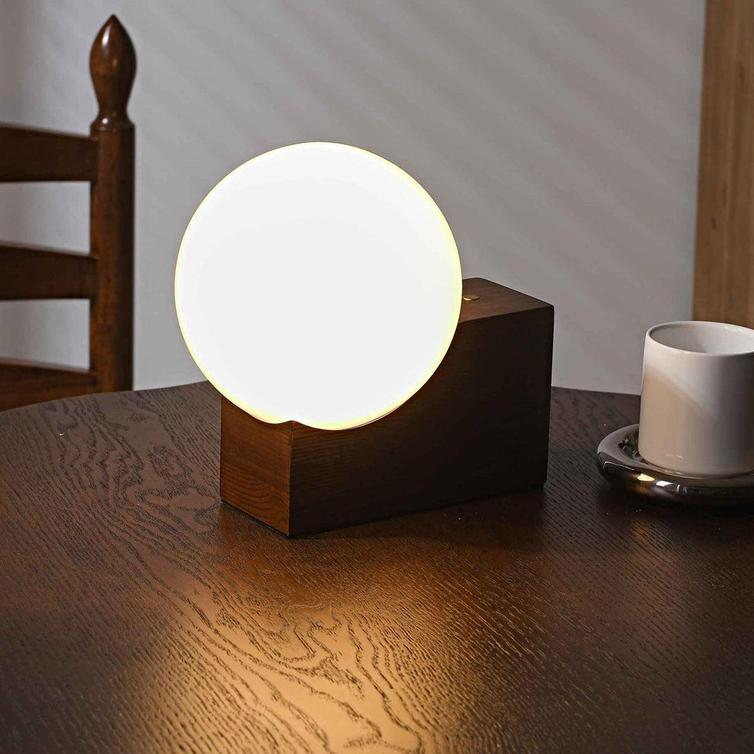 Moden Eveline Table Light – Stylish Perforated Design for Soft Glow | Vinlighting