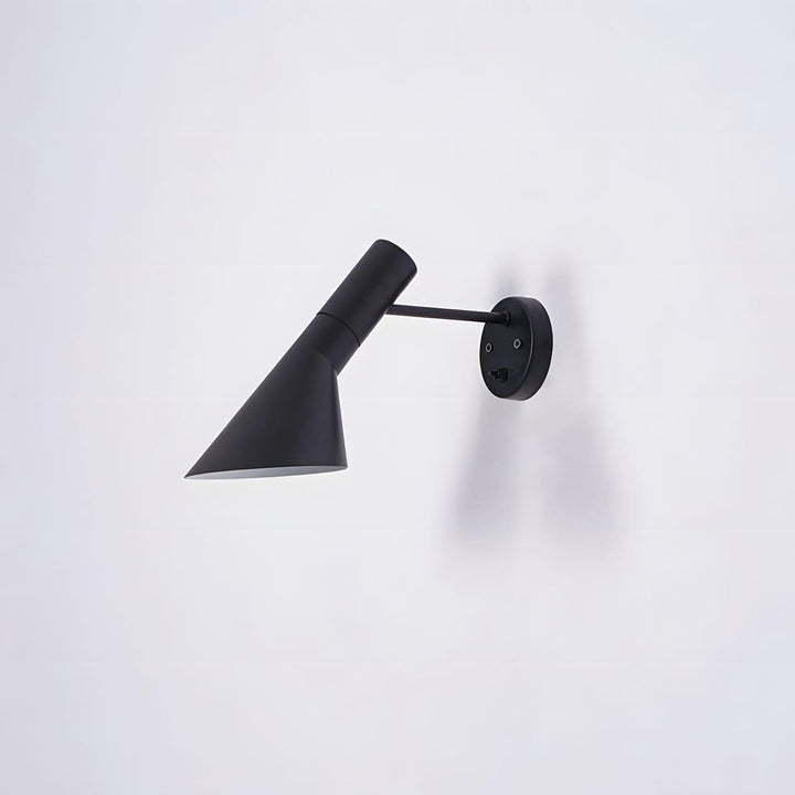 Modern AJ Wall Lamp - Black Mid Century Sconce | Vinlighting | Vinlighting
