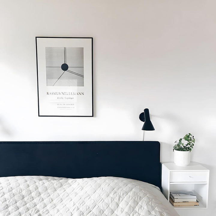Modern AJ Wall Lamp - Black Mid Century Sconce | Vinlighting | Vinlighting