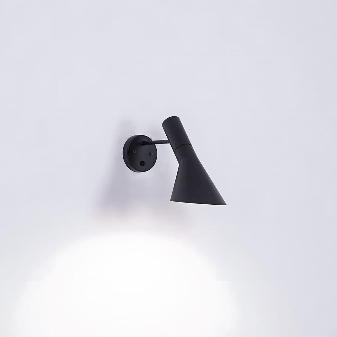 Modern AJ Wall Lamp - Black Mid Century Sconce | Vinlighting | Vinlighting