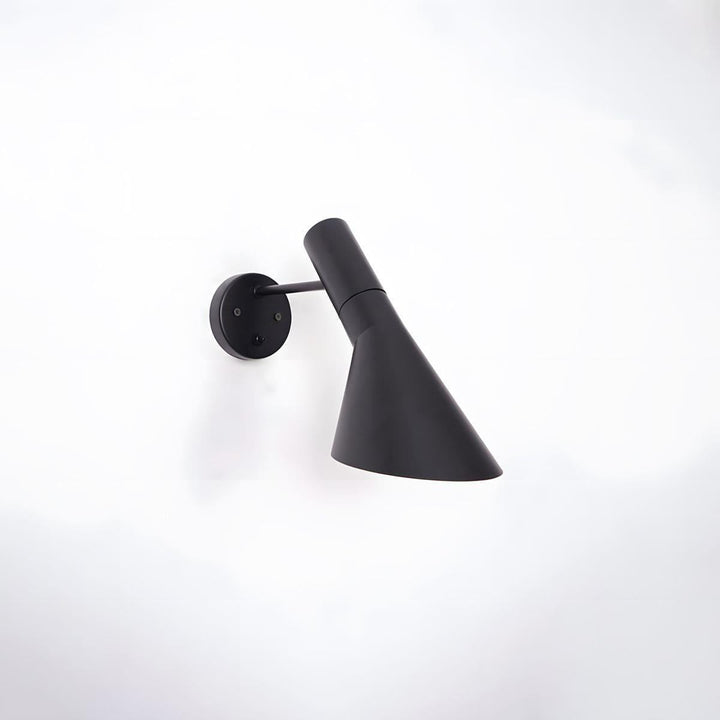 Modern AJ Wall Lamp - Black Mid Century Sconce | Vinlighting | Vinlighting