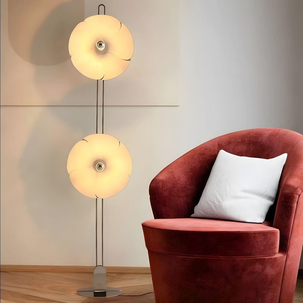 Modern Art Deco Metal 2093 Floor Lamp for Living Room or Office Corner | Vinlighting | Vinlighting