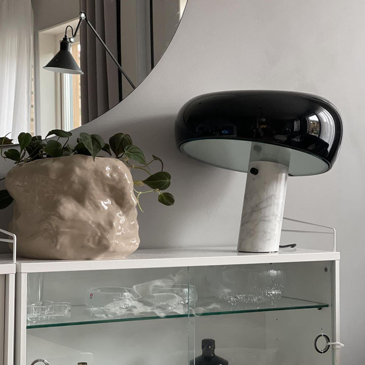 Modern Lamps for Living Room - Snoopy Table Lamp | Vinlighting | Vinlighting