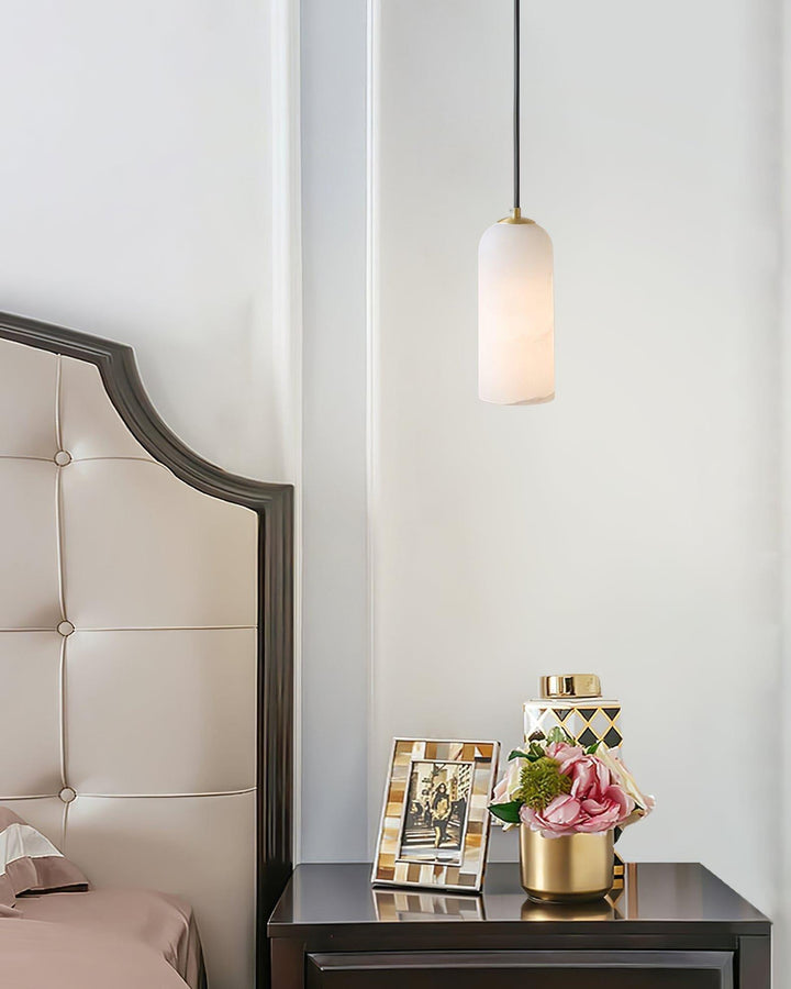 Monty Pendant Lamp | Brass Alabaster Hanging Light for Bedside & Bar | Vinlighting | Vinlighting