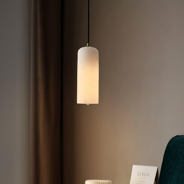 Monty Pendant Lamp | Brass Alabaster Hanging Light for Bedside & Bar | Vinlighting | Vinlighting