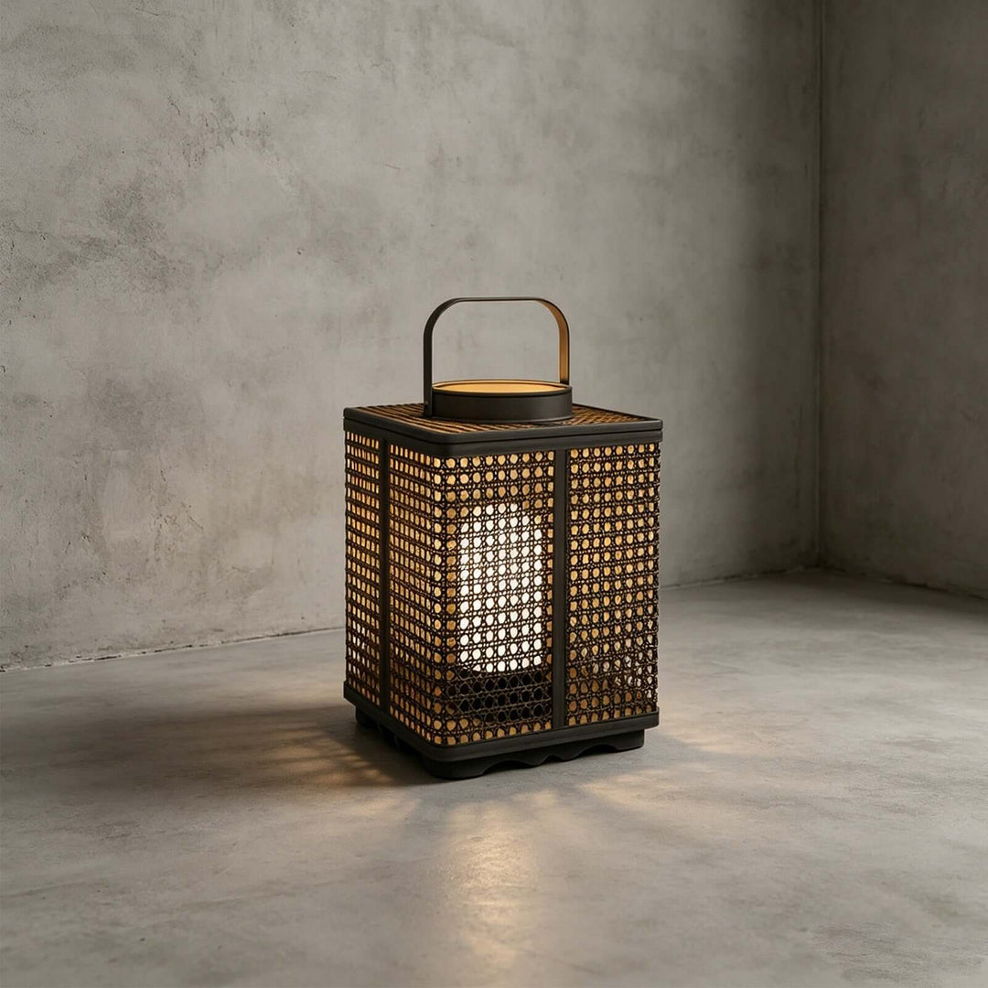 Moravi Outdoor Garden Lamp - Japanese Portable Solar Outdoor Lamp