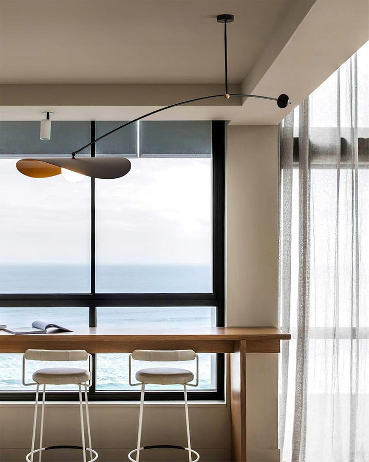 Myrna Chandelier – Adjustable French-Style Lighting with Romantic Glow | Vinlighting | Vinlighting
