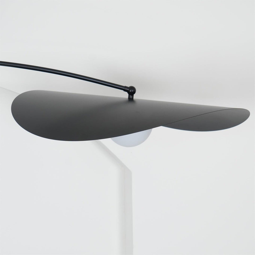 Myrna Chandelier – Adjustable French-Style Lighting with Romantic Glow | Vinlighting | Vinlighting