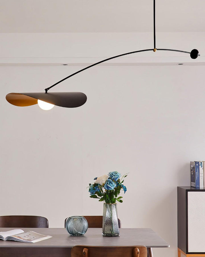 Myrna Chandelier – Adjustable French-Style Lighting with Romantic Glow | Vinlighting | Vinlighting
