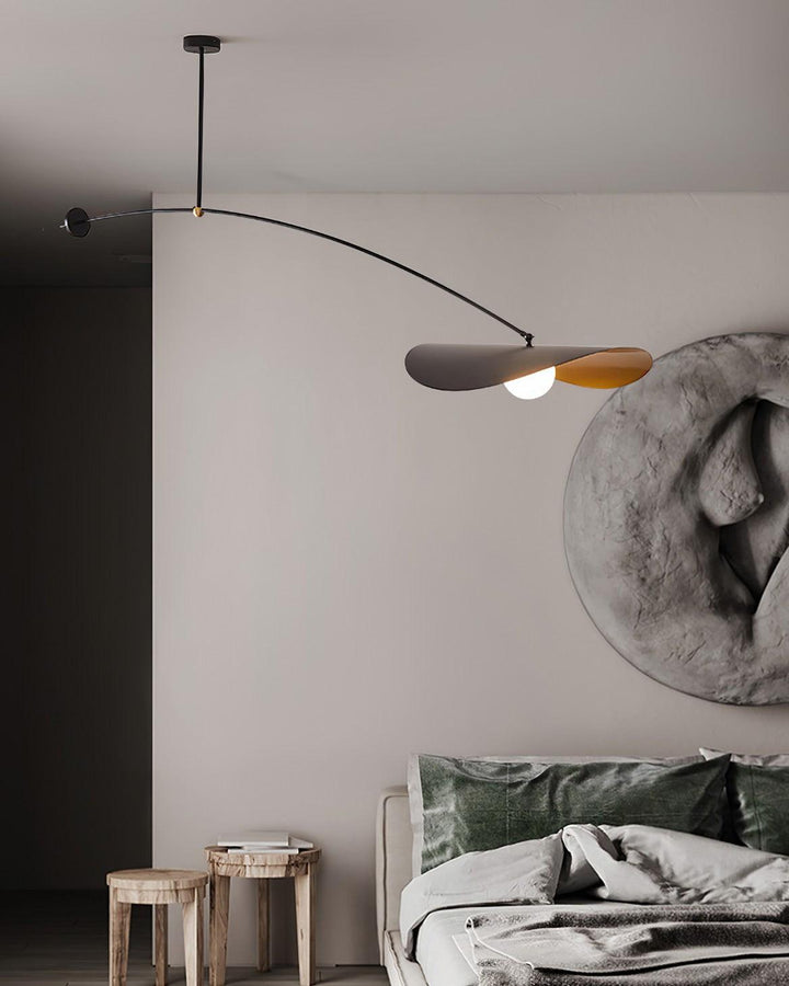Myrna Chandelier – Adjustable French-Style Lighting with Romantic Glow | Vinlighting | Vinlighting