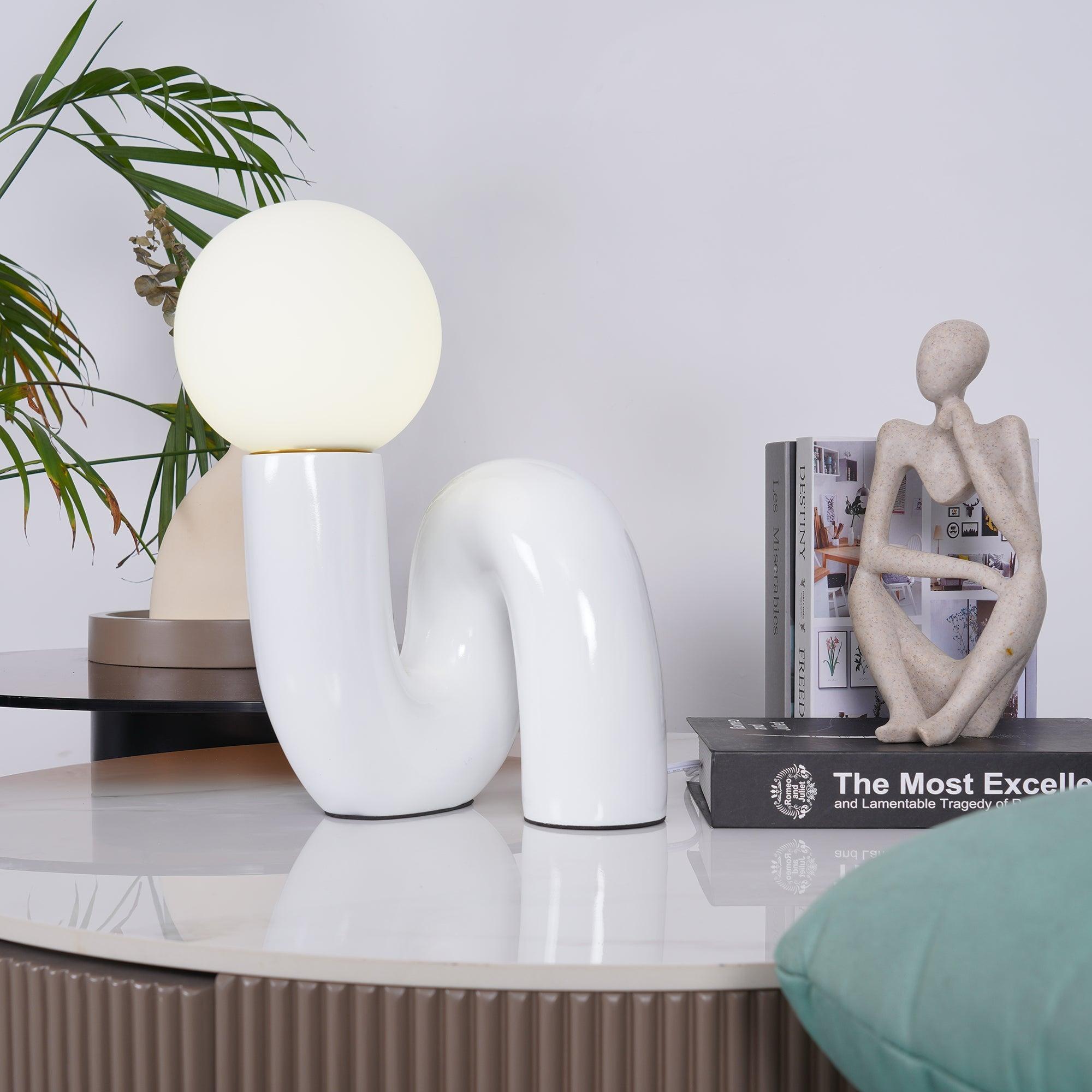 Neotenic Table Lamp - Vinlighting