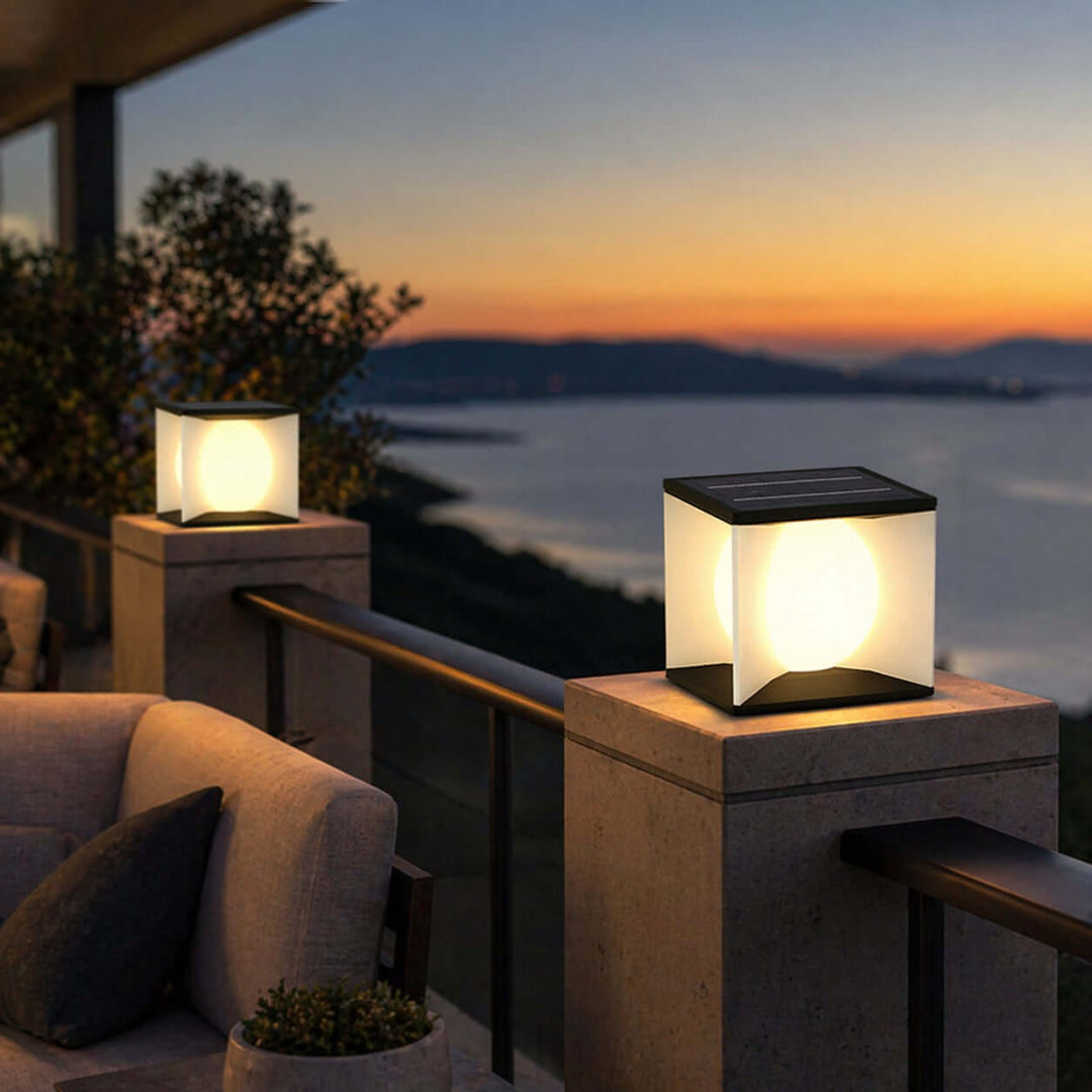 Naviro Outdoor Garden Lamp - Modern Solar Lawn Light