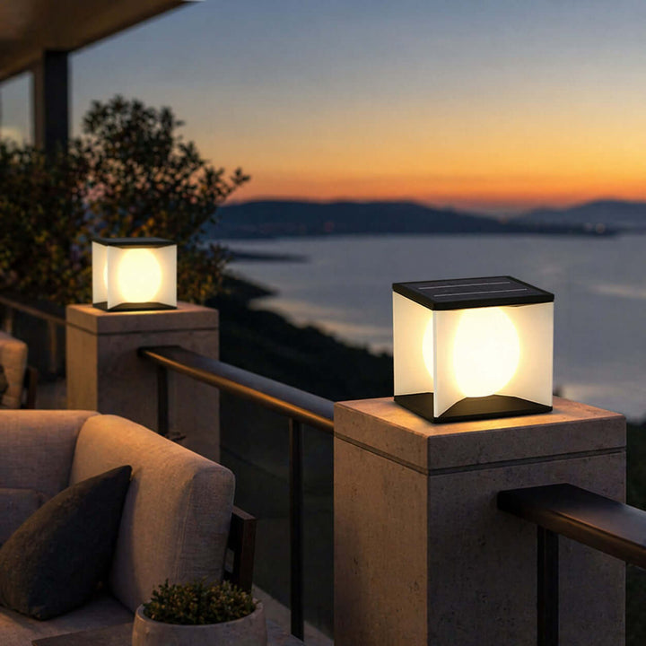 Naviro Outdoor Garden Lamp - Modern Solar Lawn Light