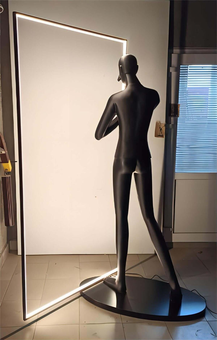 Nayru Sculpture Floor Lamp – Art Deco Sculptural Light