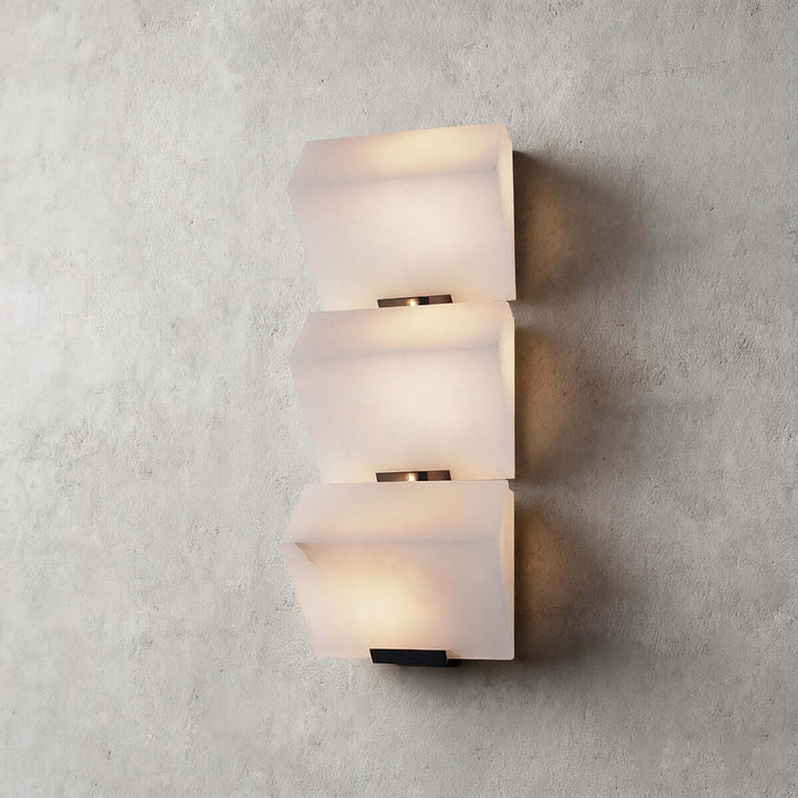 Novira Wall Lamp