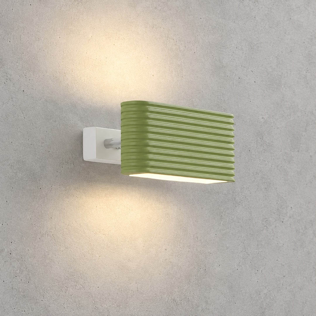 Ocaripo Wall Lamp