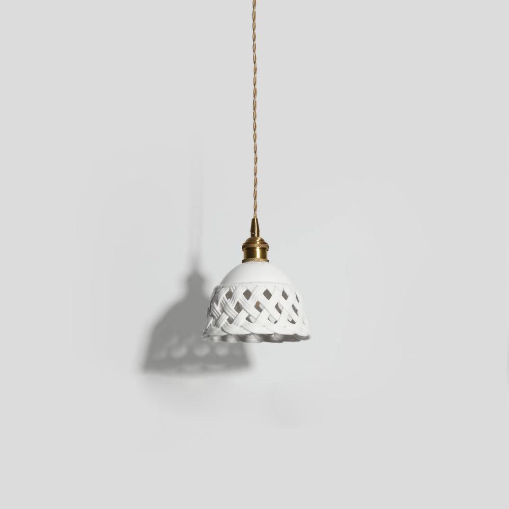 Openwork Ceramic Pendant Lamp - Vinlighting