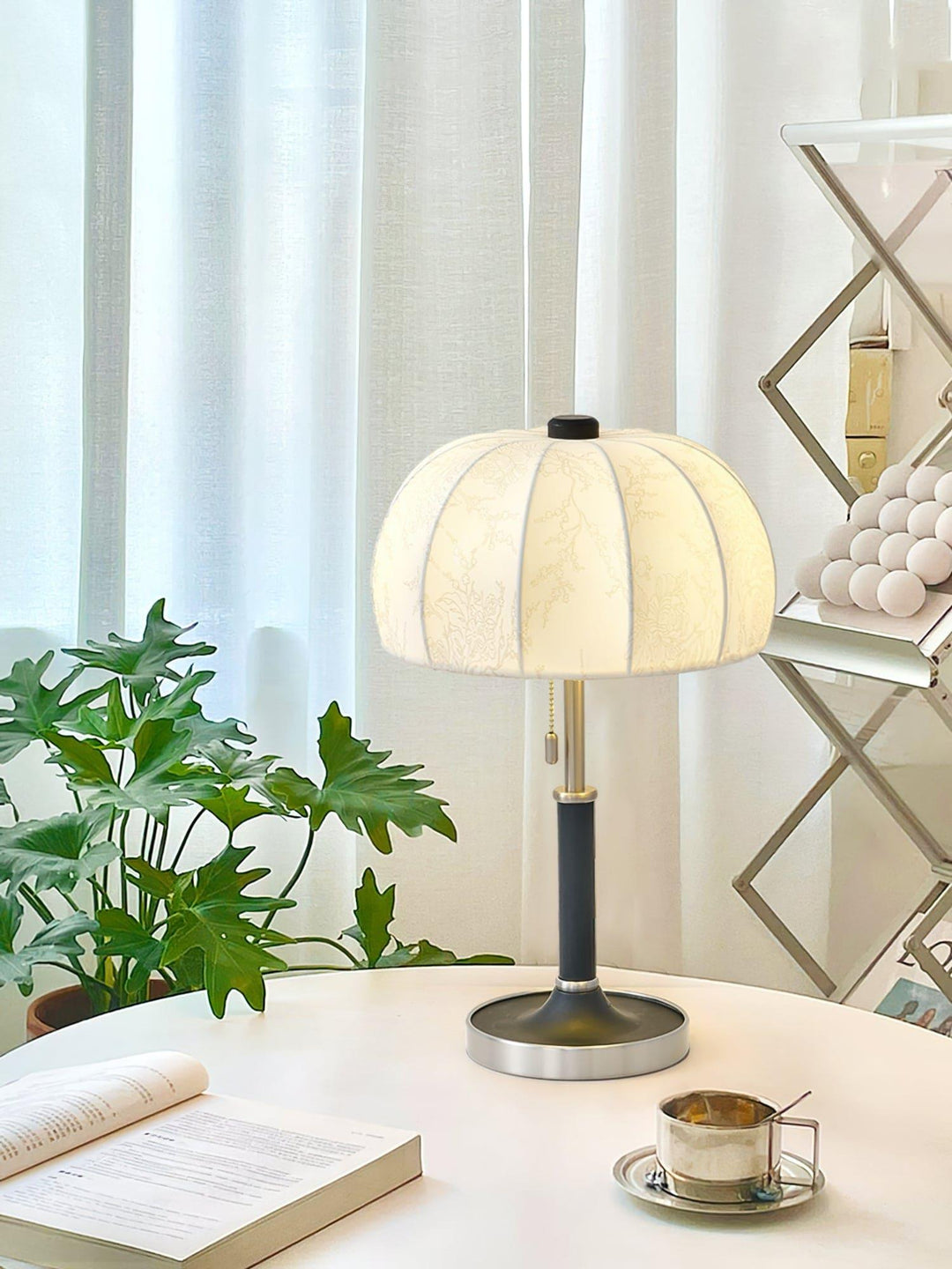 Orchid Fabric Table Lamp - Rustic & Vintage Charm | Vinlighting | Vinlighting
