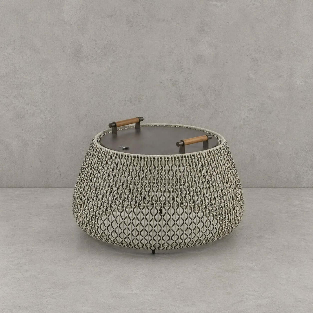 Orvani Outdoor Lamp - Solar-powered Outdoor Terrace Light