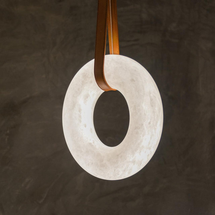 Oslo Pendant Light | Circle Alabaster Chandelier for Living Room | Vinlighting | Vinlighting