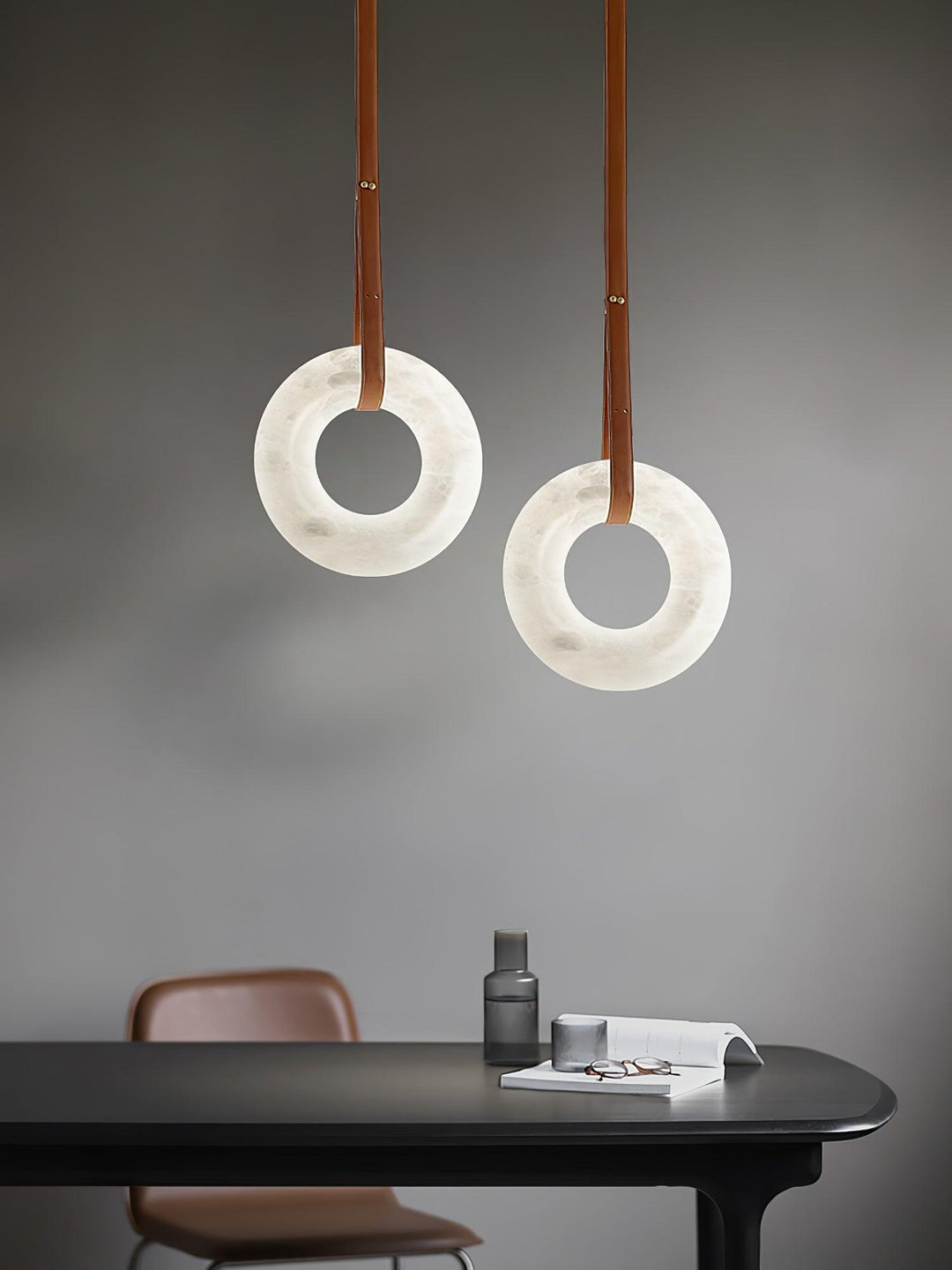 Oslo Pendant Light | Circle Alabaster Chandelier for Living Room | Vinlighting | Vinlighting