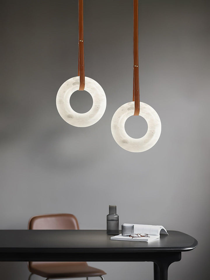 Oslo Pendant Light | Circle Alabaster Chandelier for Living Room | Vinlighting | Vinlighting