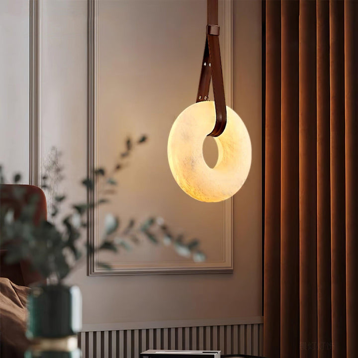 Oslo Pendant Light | Circle Alabaster Chandelier for Living Room | Vinlighting | Vinlighting