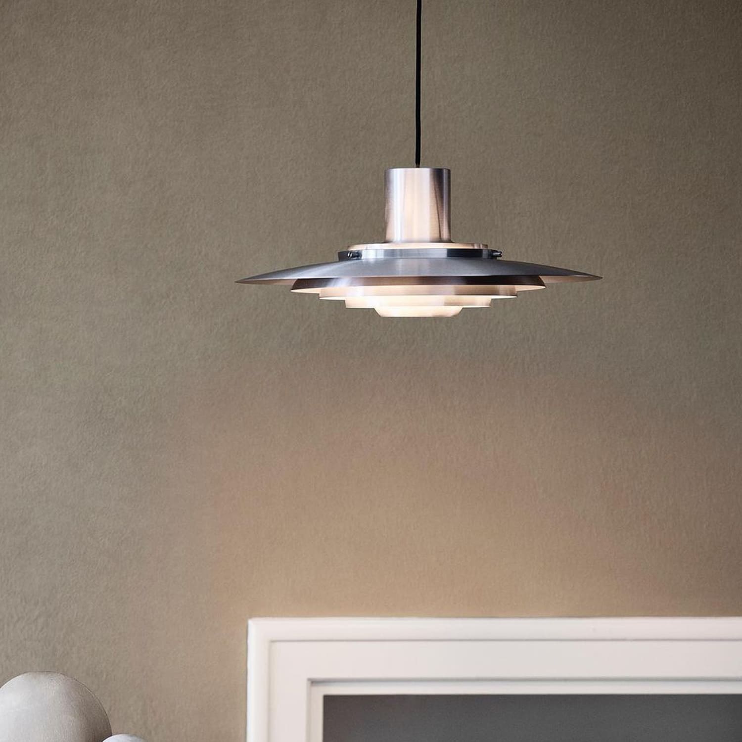 P376 Pendant Light