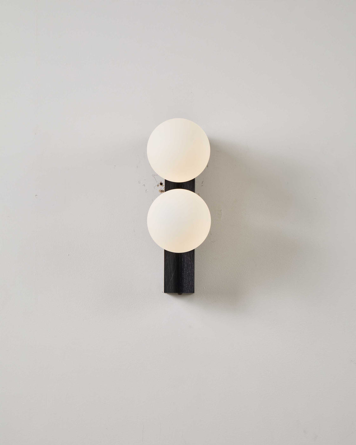 Palla Wall Light