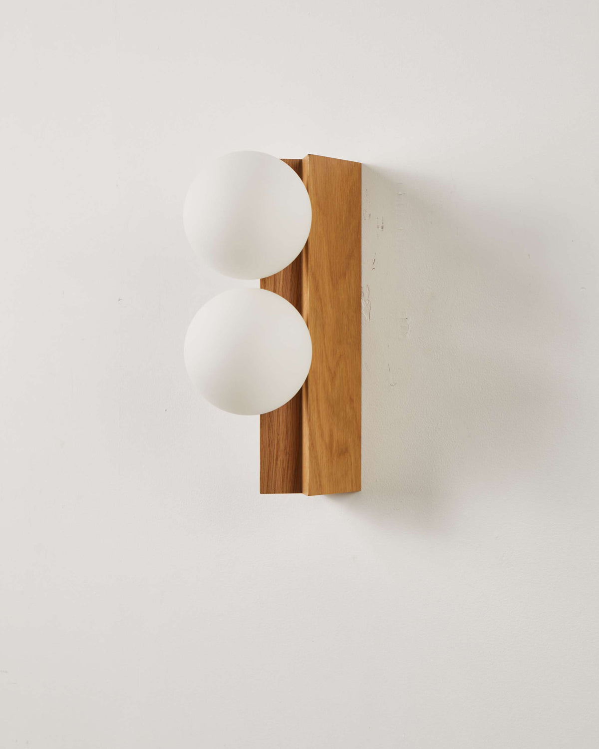 Palla Wall Light