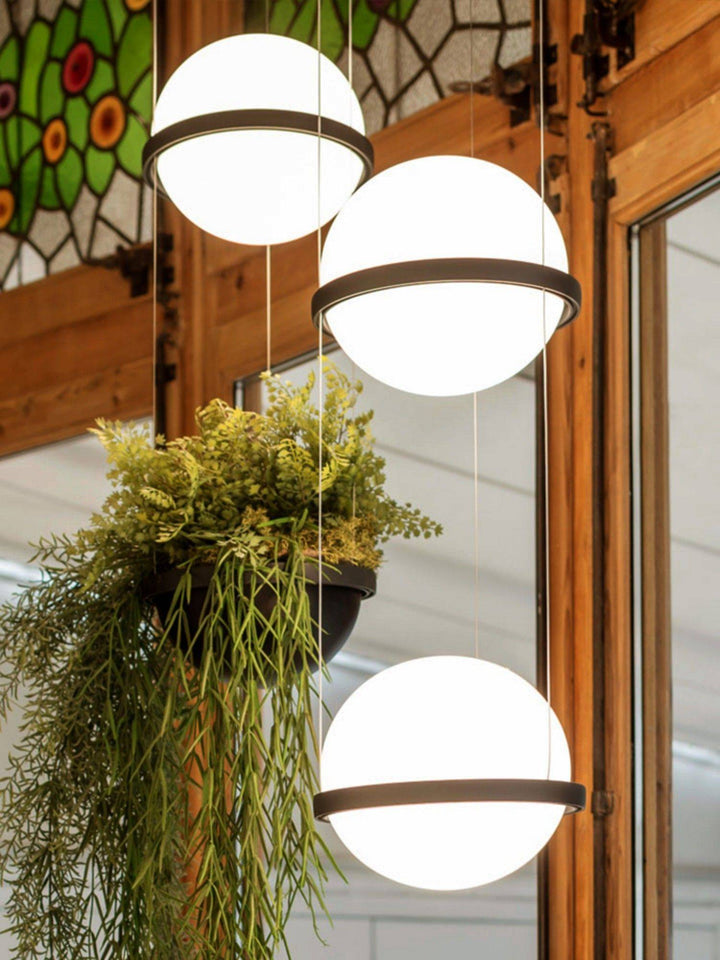 Palma Pendant Lamp – Modern Acrylic Light for modern foyers & More | Vinlighting