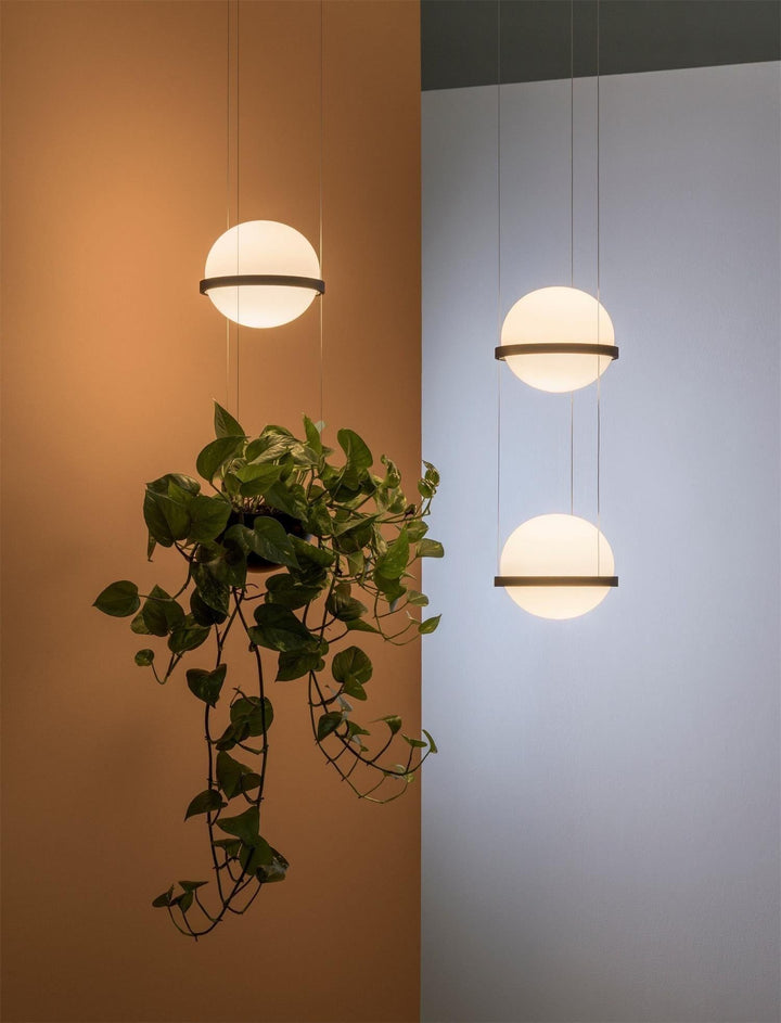Palma Pendant Lamp – Modern Acrylic Light for modern foyers & More | Vinlighting