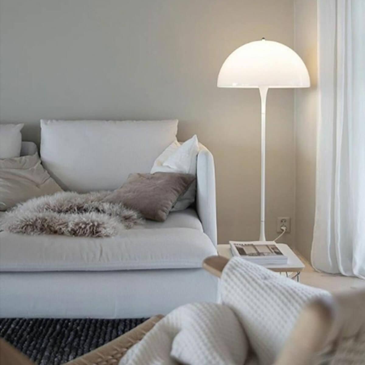 Panthella Floor Lamp - Vinlighting