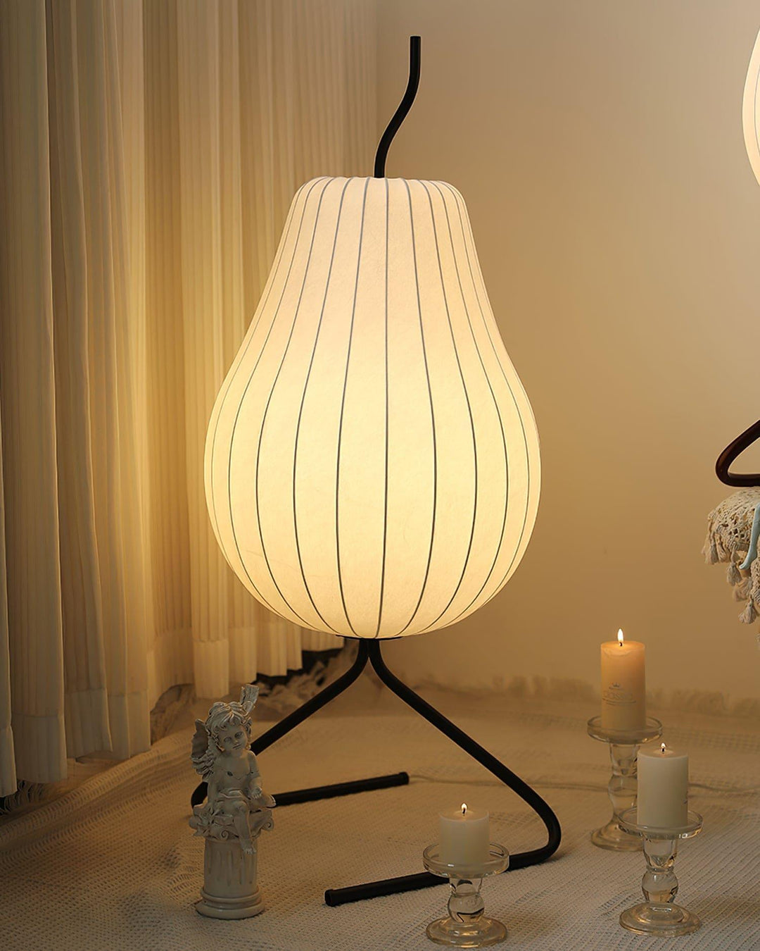 Pear Silk Floor Lamp - Elegant Silk Wound Shade, Warm Lighting | Vinlighting | Vinlighting