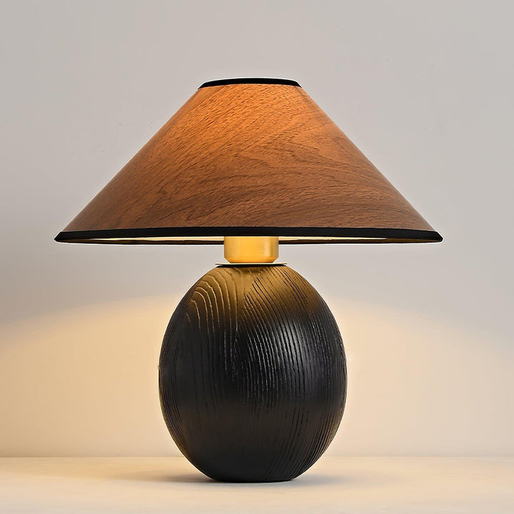 Penna Table Lamp - Wooden Modern Lamp for Bedroom | Vinlighting | Vinlighting