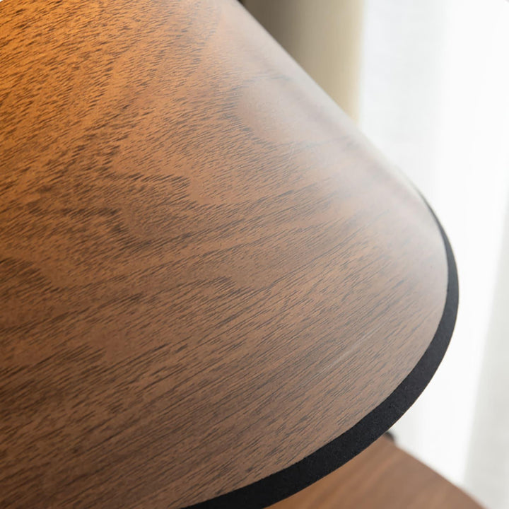 Penna Table Lamp - Wooden Modern Lamp for Bedroom | Vinlighting | Vinlighting