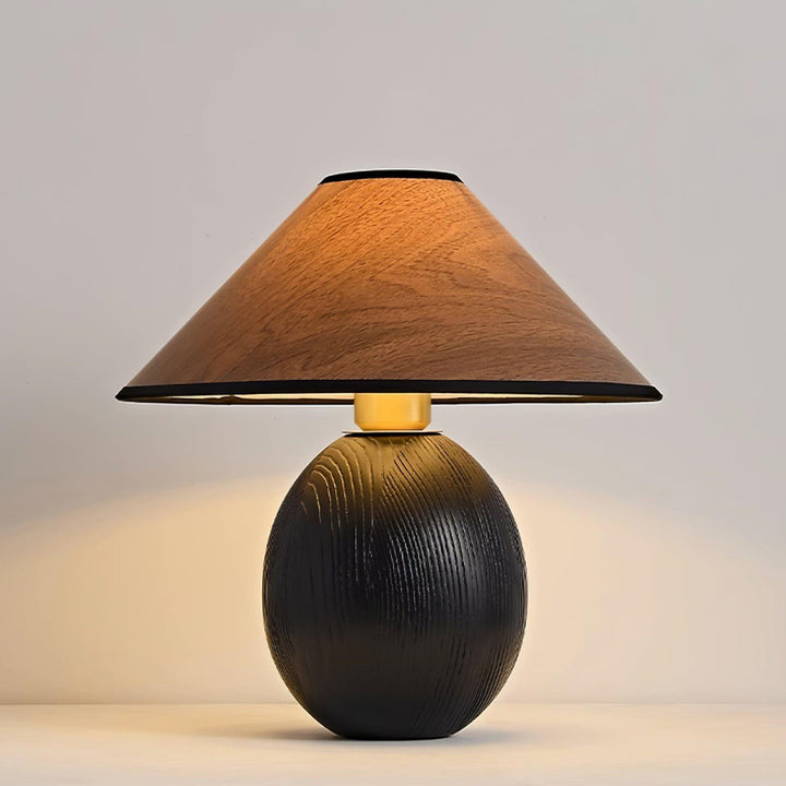 Penna Table Lamp - Wooden Modern Lamp for Bedroom | Vinlighting | Vinlighting