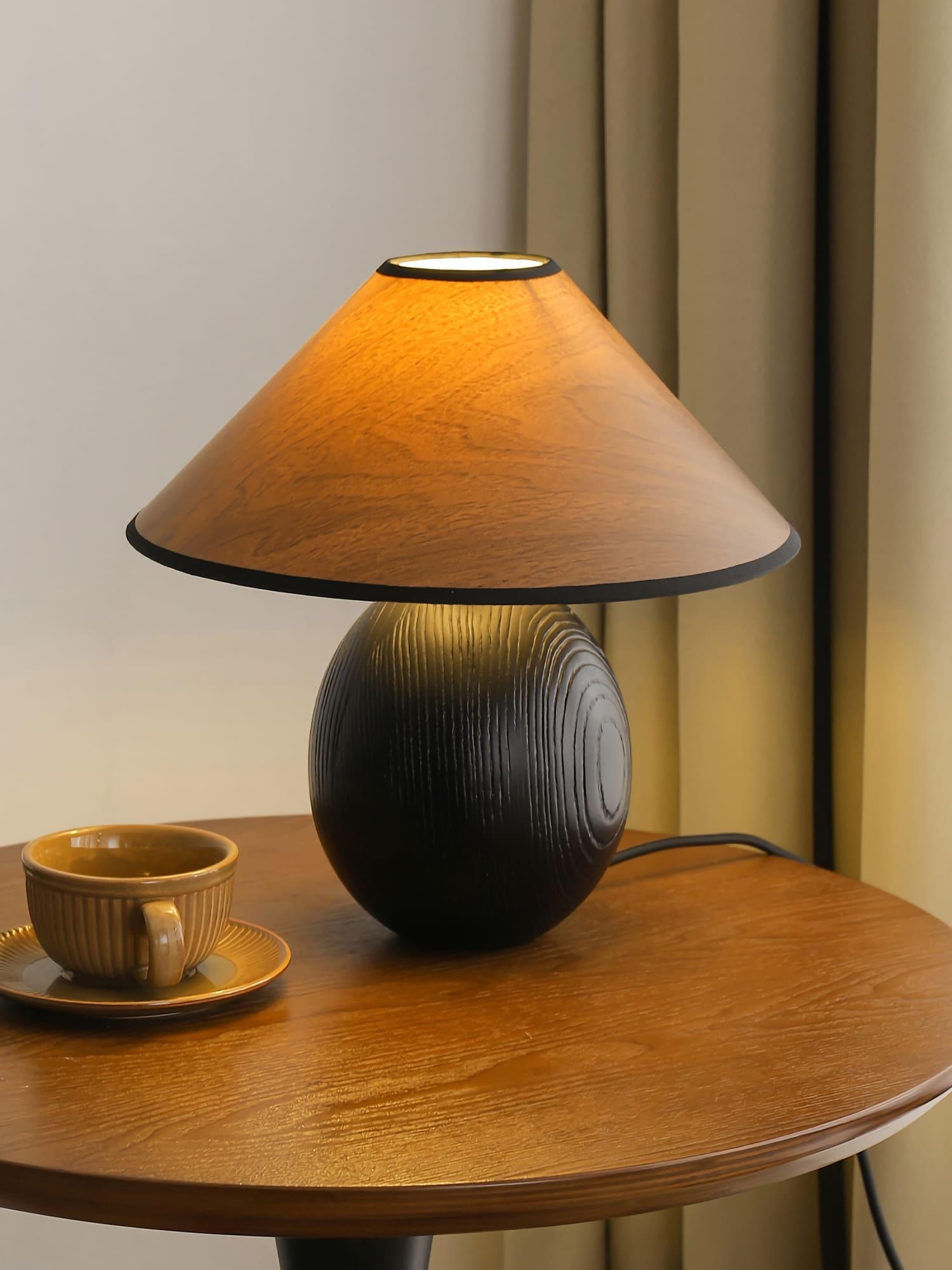 Penna Table Lamp - Vinlighting