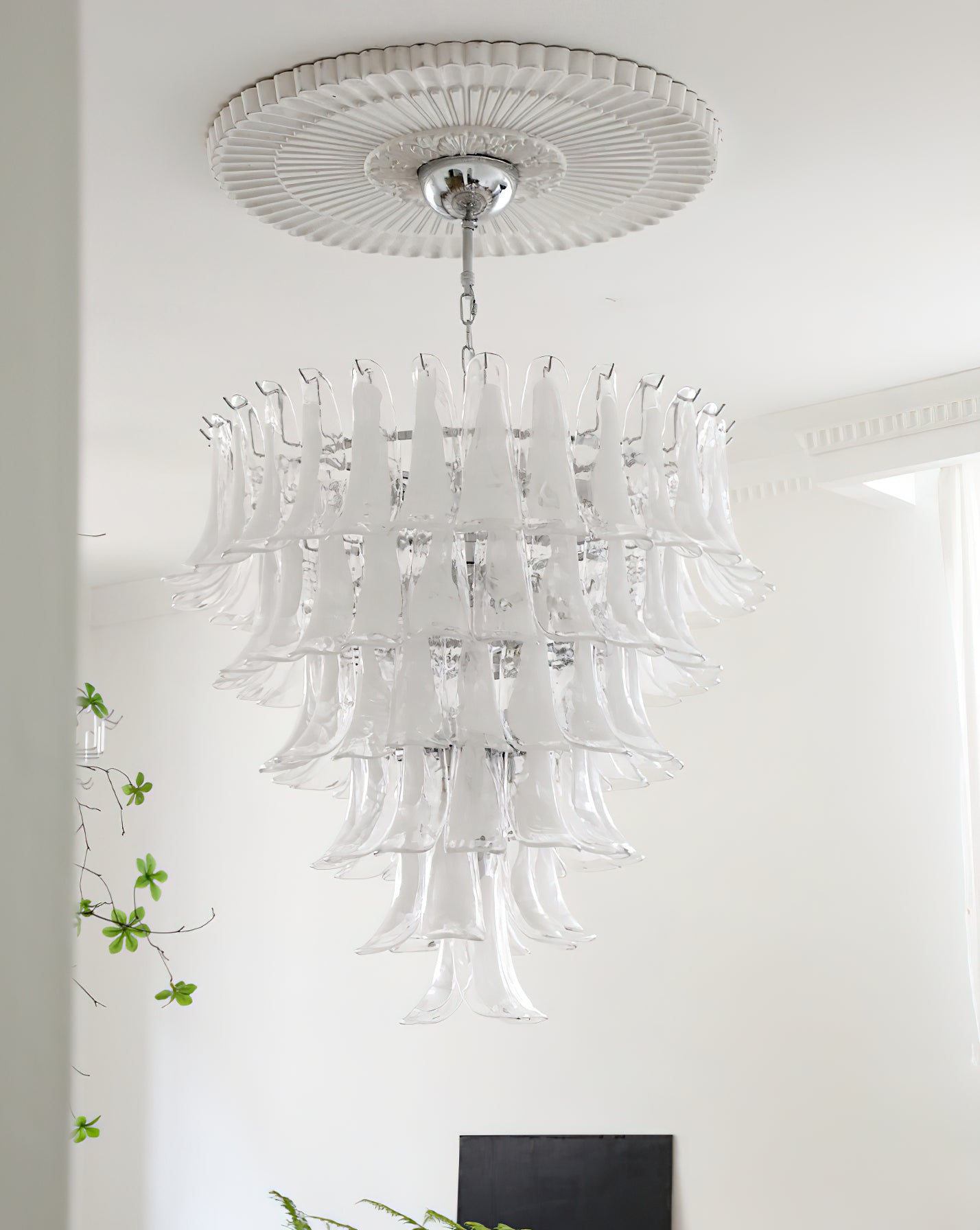 Pergi Chandelier