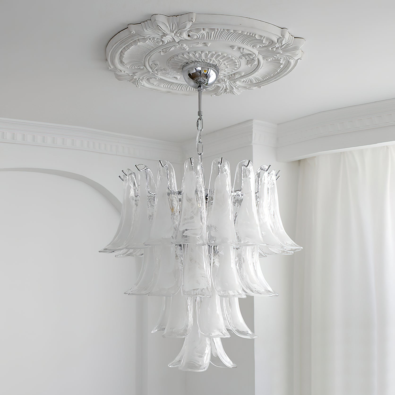 Pergi Chandelier