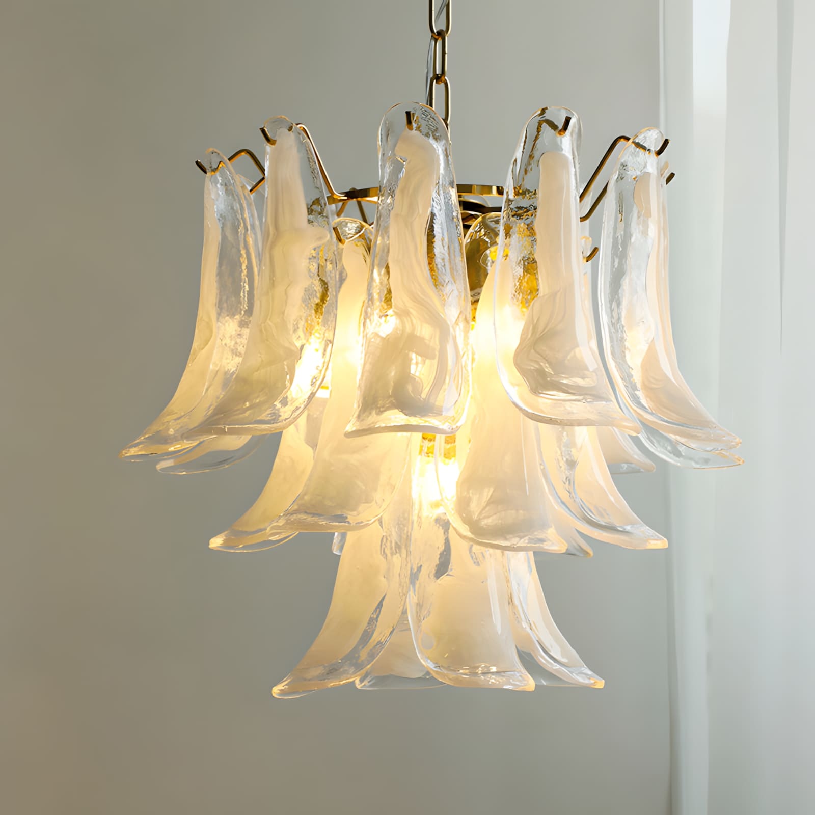 Pergi Chandelier