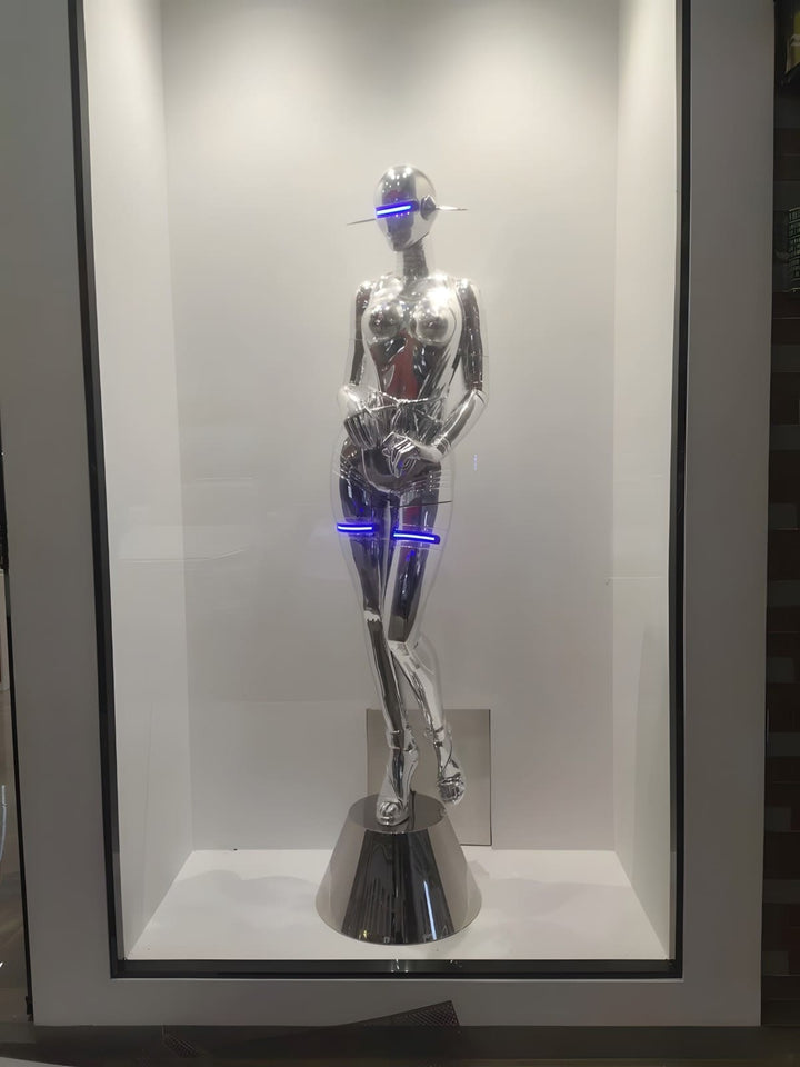 Qelvix Goddess Floor Lamp - Resin Sculpture Decorative Lighting