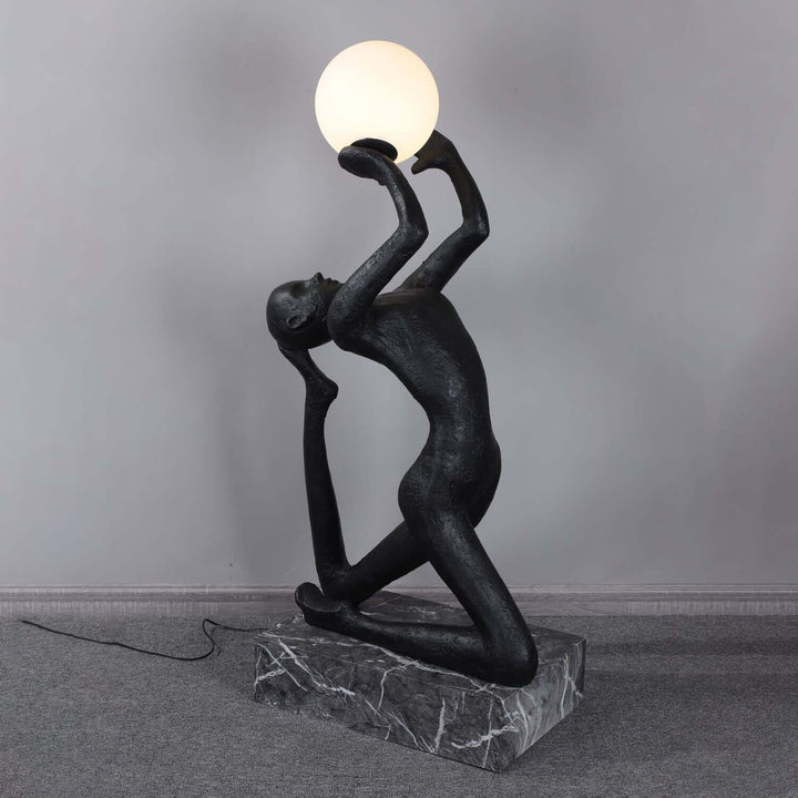 Qemira Sculpture Floor Lamp – Creative Art Light Luxury Decor