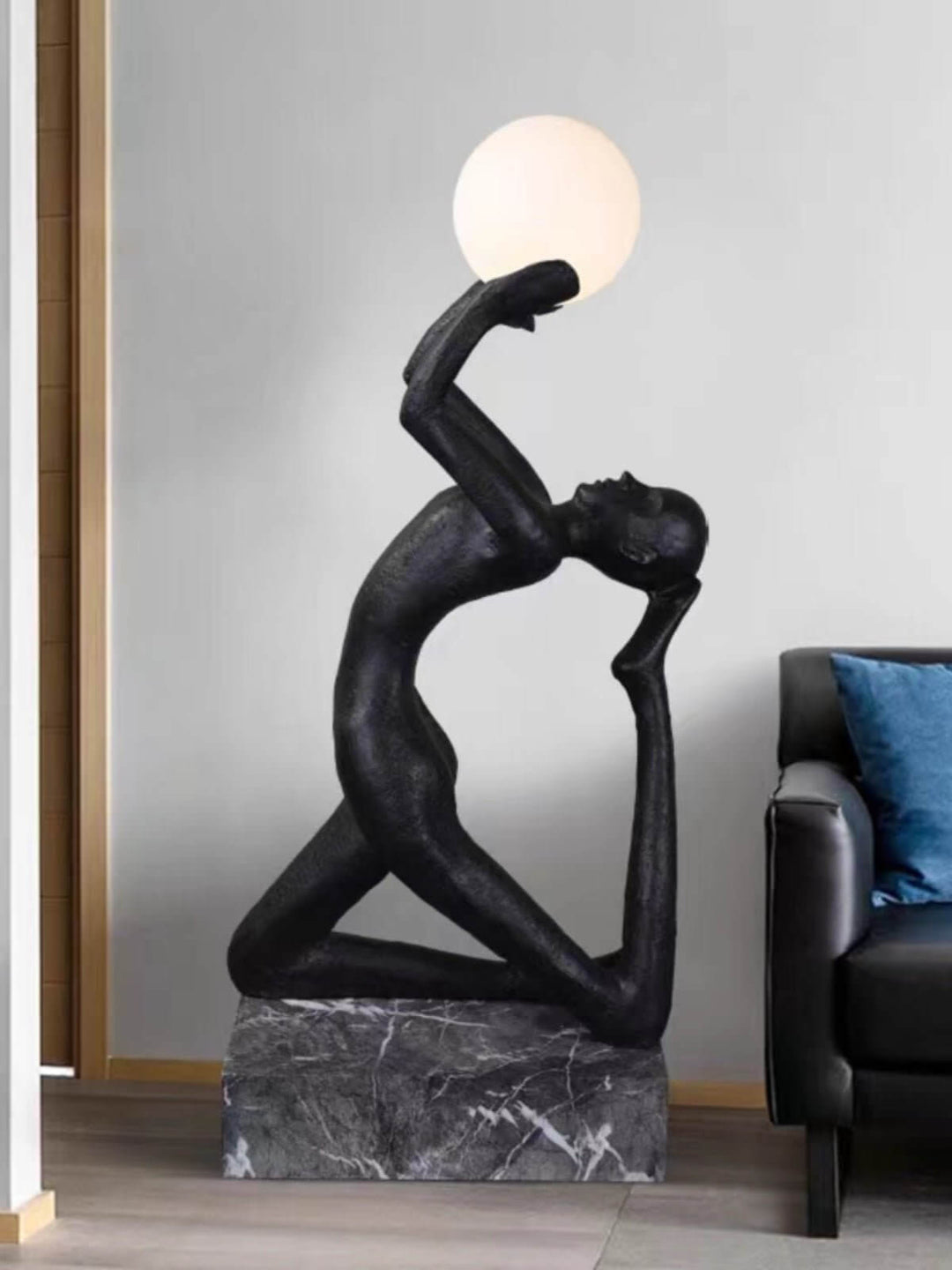 Qemira Sculpture Floor Lamp – Creative Art Light Luxury Decor