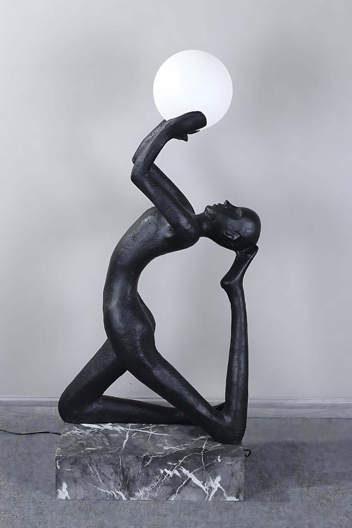Qemira Sculpture Floor Lamp – Creative Art Light Luxury Decor