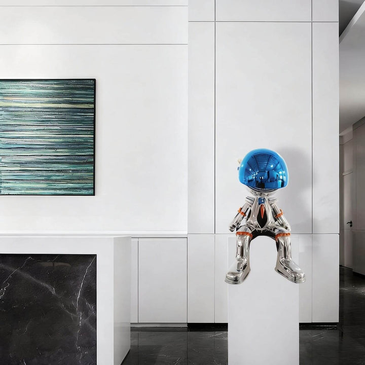 Qeniro Art Deco Sculpture – Futuristic Modern Art Decoration